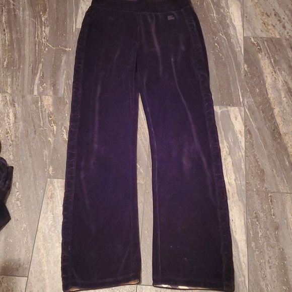 Authentic Burberry Velour Outfit 😍